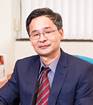 //www.chemistry.nus.edu.sg/_images/people/SelectedStaffPhoto/Faculty/XU%20Qing-Hua%201.jpg